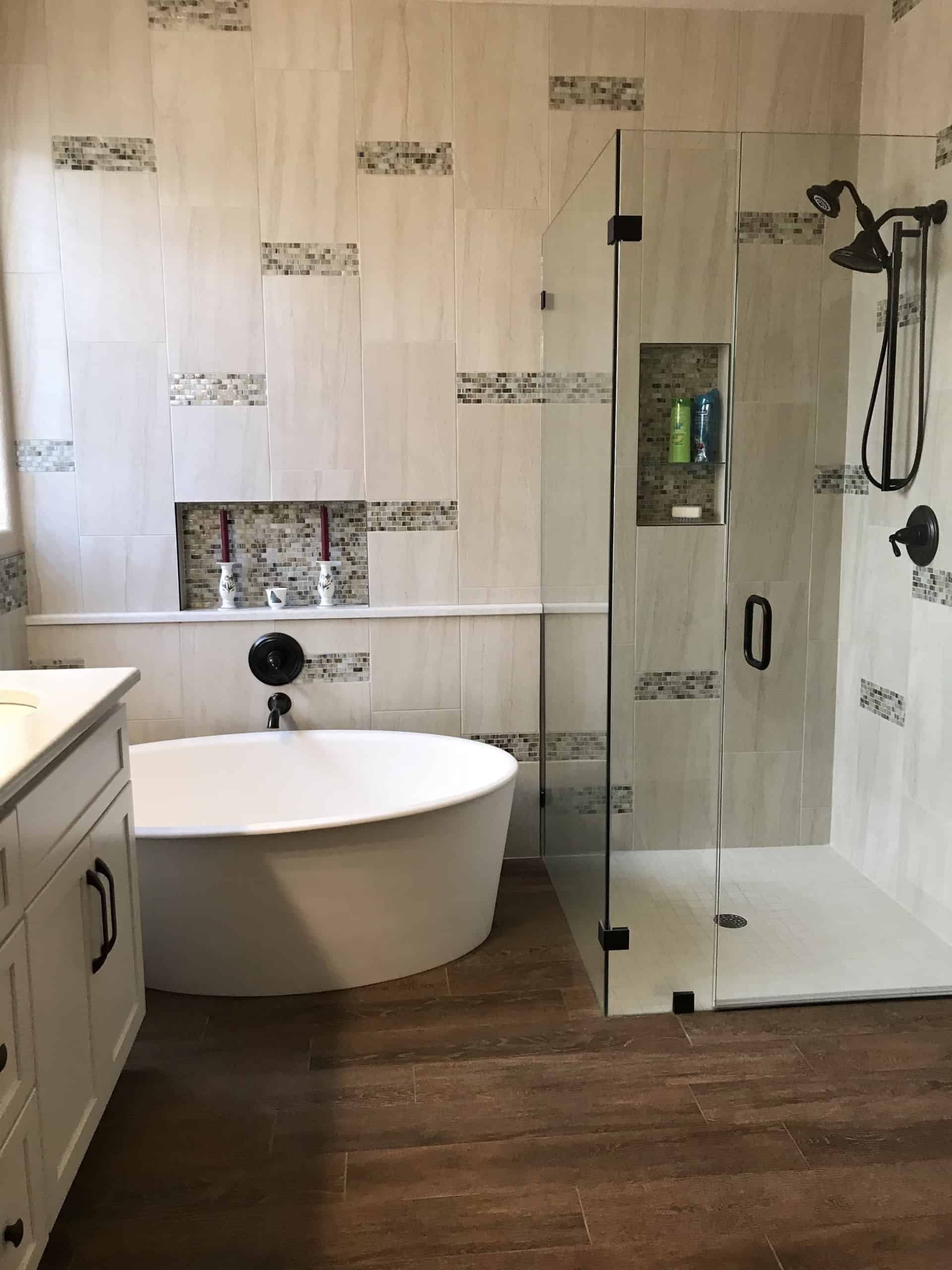 Large Bathroom Tub and Glass shower